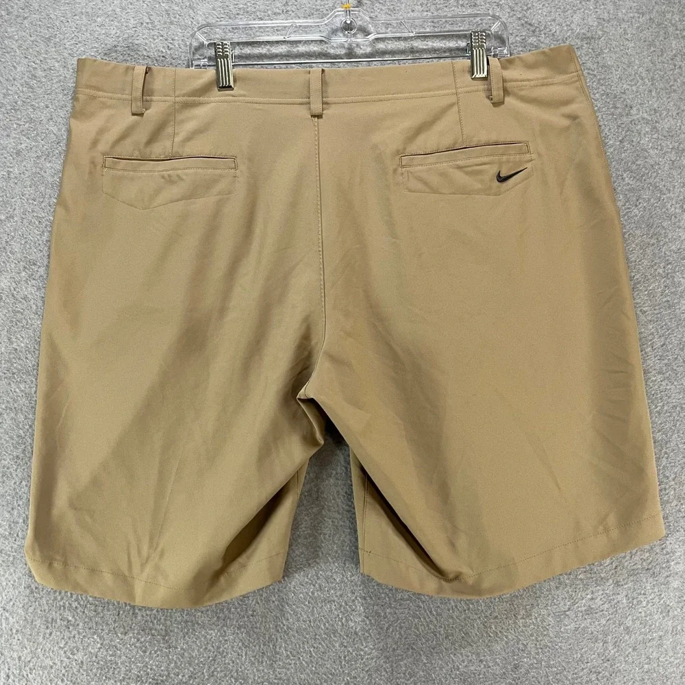 Nike Golf Shorts Standard Fit Mens 42 Tan Dri-FIT Athleisure Sporty